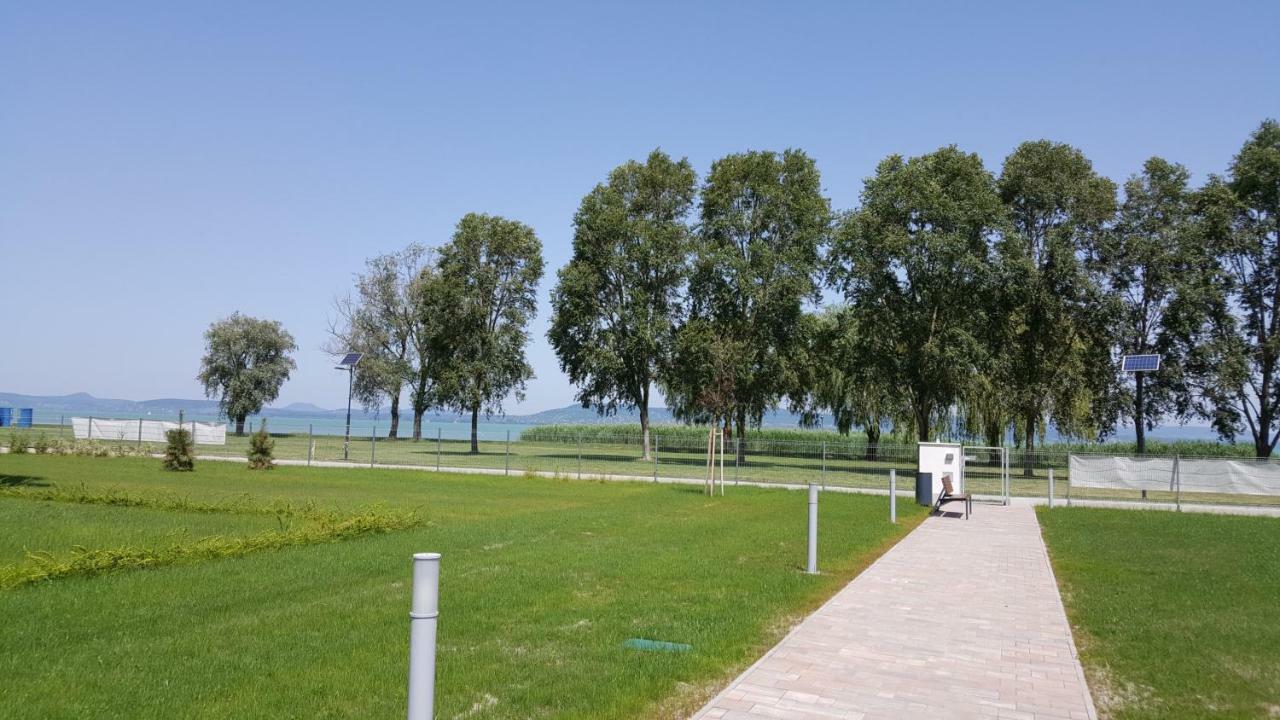 Lelle Resort Cb34 Balatonlelle Zewnętrze zdjęcie