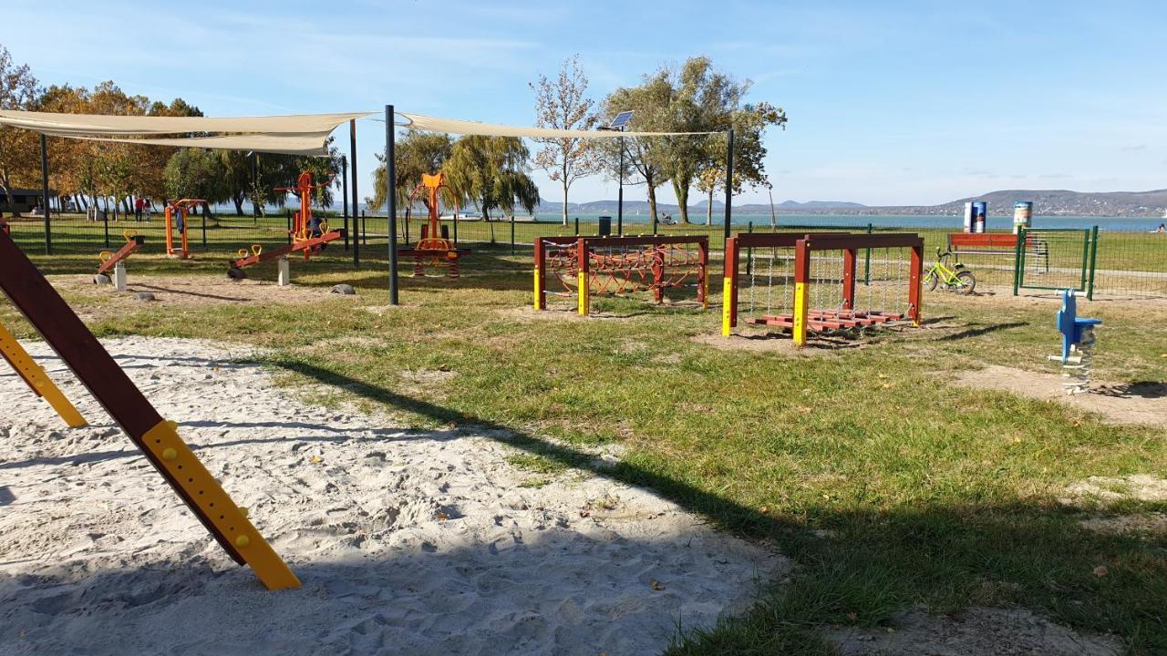 Lelle Resort Cb34 Balatonlelle Zewnętrze zdjęcie